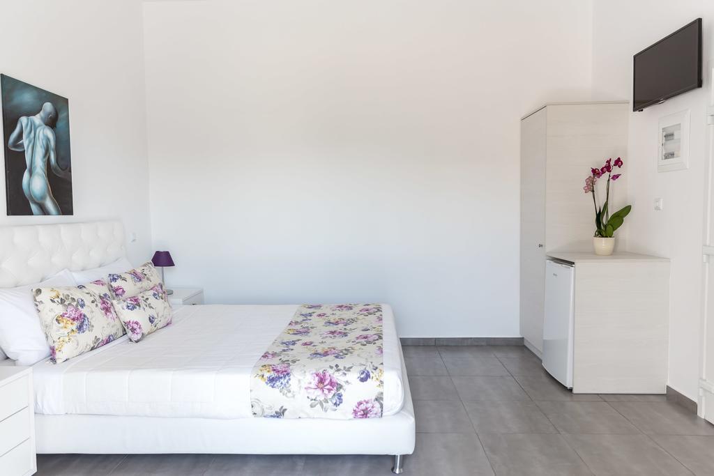 Aigli Villa ثيرا الغرفة الصورة