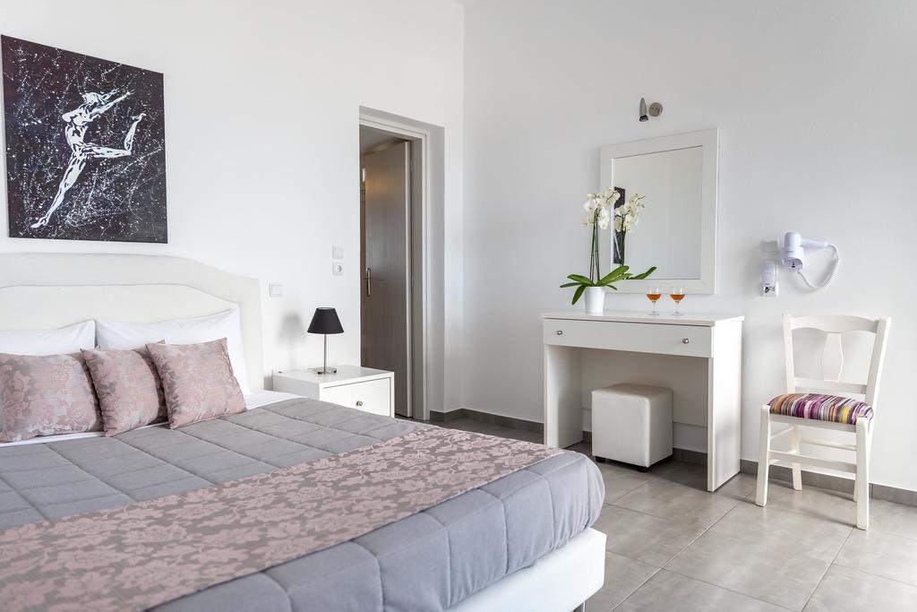 Aigli Villa ثيرا الغرفة الصورة
